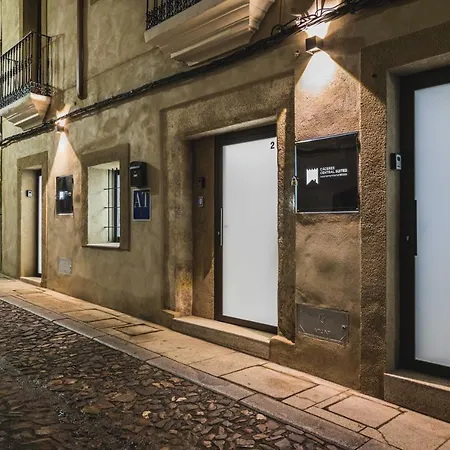 Caceres Central Suites Torre De La Yerba * Caceres